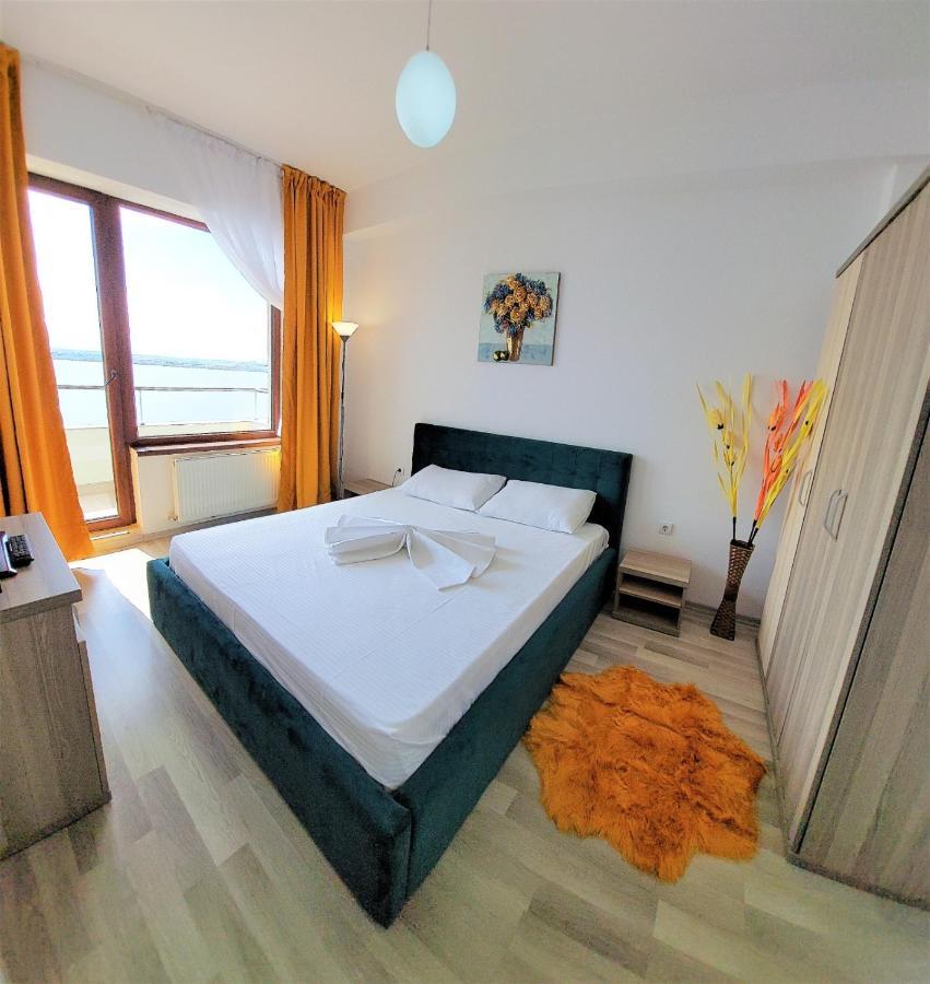 North Club Apartments Mamaia Eksteriør bilde
